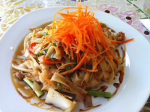 Pad Kee Mao from Chill Out Cafe. Photo by Jenny Sklar.