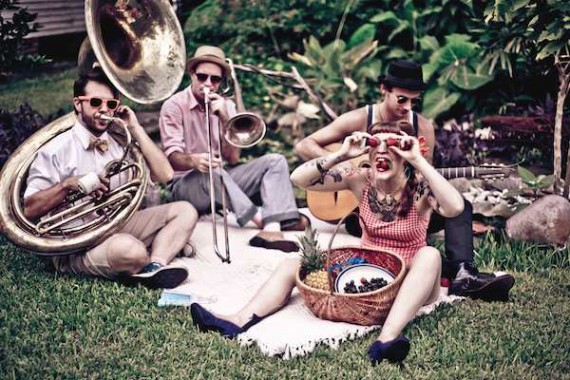 Meschiya Lake and the Little Big Horns. Photo by Kaylin Idora.