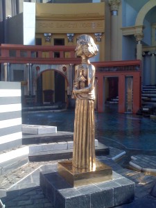 Sophia Loren statue in Piazza d'Italia New Orleans